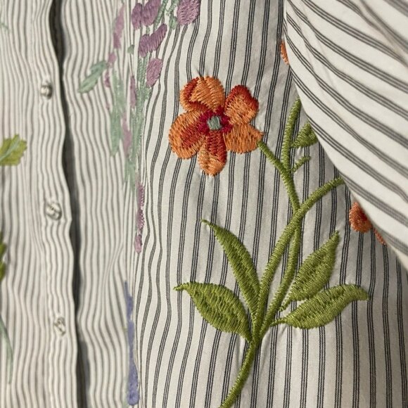 Johnny Was Evangeline Smocked Stripe Blouse M Lisbon Floral Embroidered W18524-3 - Picture 9 of 16
